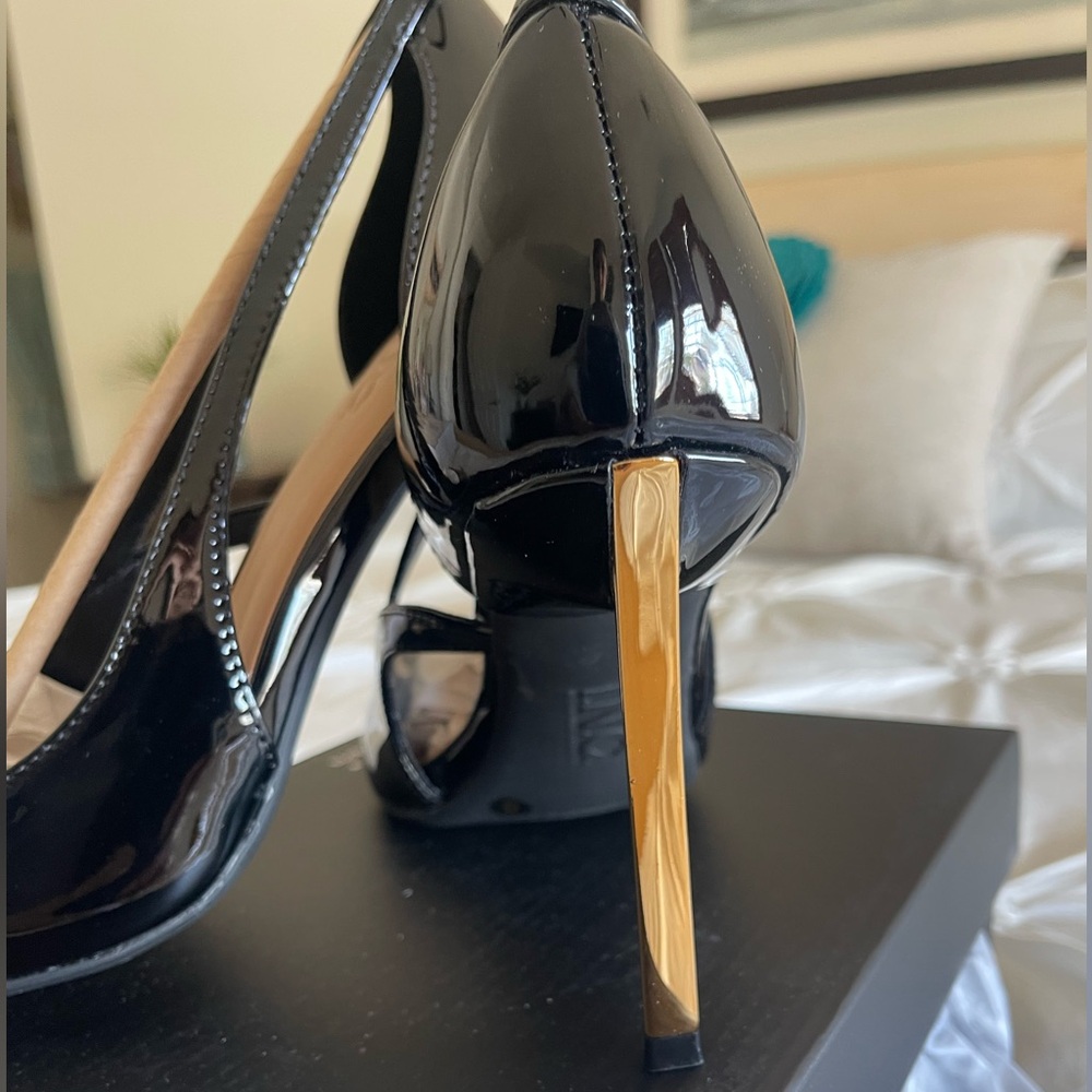 INC International Concepts Black Patent Heels - step out in style - Picture 3 of 4